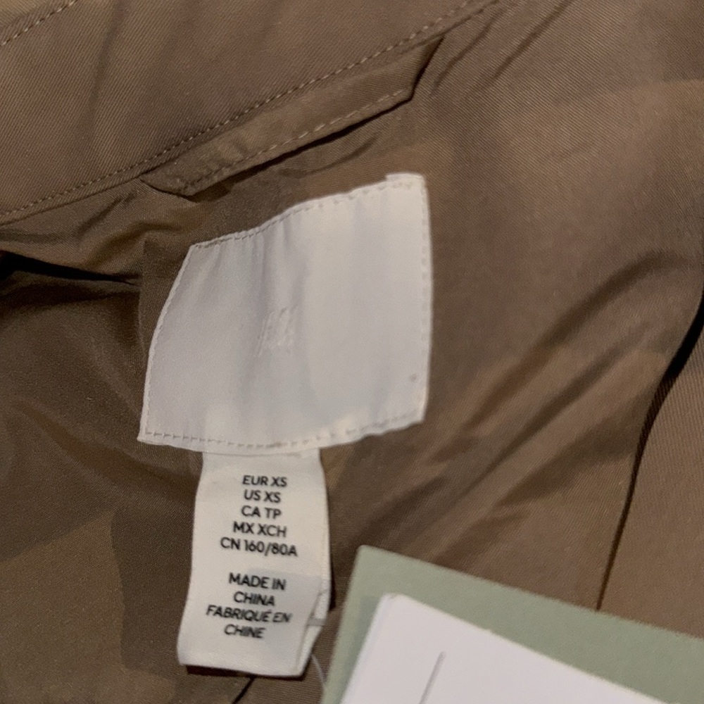 New Trench‎ Coat - Picture 8 of 8